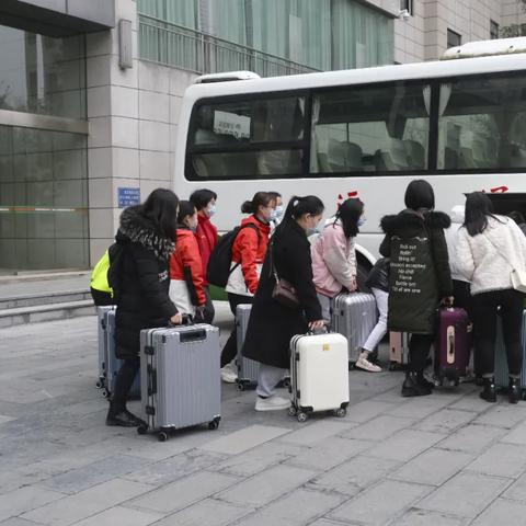 防范欺诈的假推销词,新澳门挂牌正版挂牌完整挂牌及2025澳门正版挂牌完整的戳穿！详细解答、解释与落实